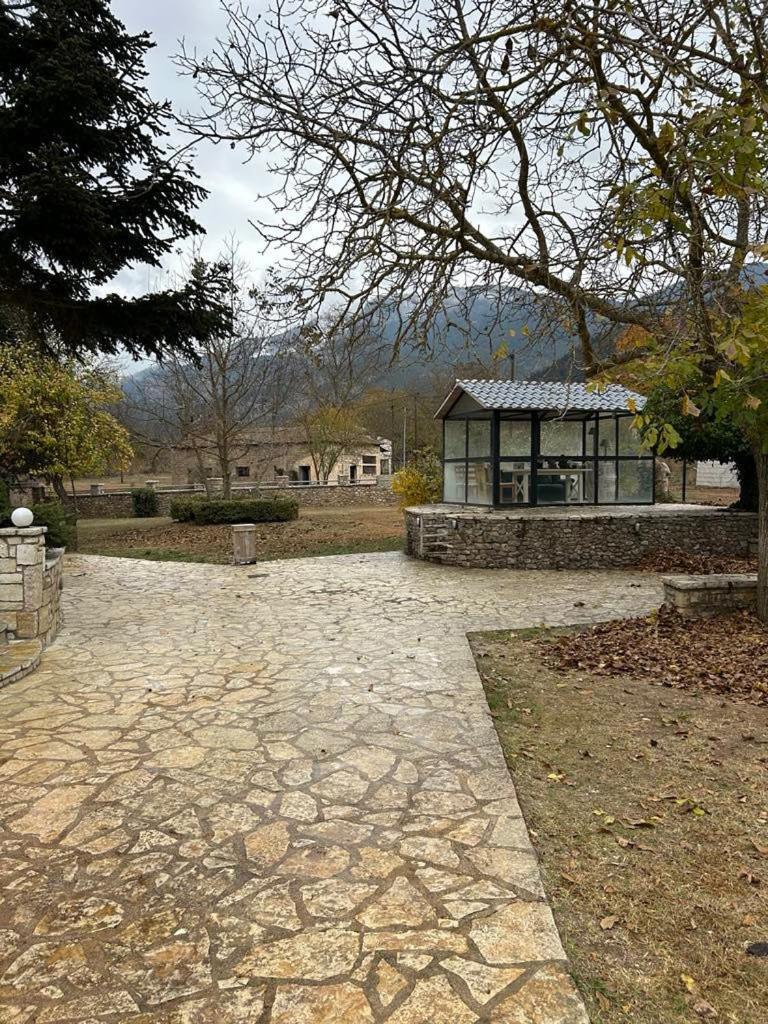 River Country Kalavryta Extérieur photo